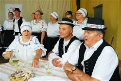 Hody 2024 - Regionálna folklórna prehliadka (dekoratívna grafika)