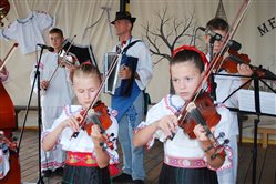 Hody 2024 - Regionálna folklórna prehliadka (dekoratívna grafika)