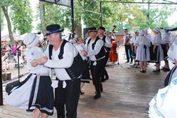 Hody 2024 - Regionálna folklórna prehliadka (dekoratívna grafika)