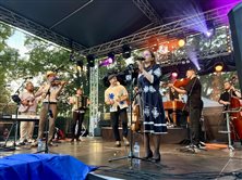 img 017582Leopoldovské hody 2025 - vystúpenie Štefan Štec s Fajtou