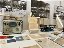 Hodová výstava starých fotografií, dokumentov a predmetov predmetov zberateľa Miloša Jančára