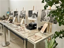 Hodová výstava starých fotografií, dokumentov a predmetov predmetov zberateľa Miloša Jančára