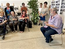 img 016854Hodová výstava starých fotografií, dokumentov a predmetov predmetov zberateľa Miloša Jančára