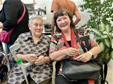 img 016873Hodová výstava starých fotografií, dokumentov a predmetov predmetov zberateľa Miloša Jančára