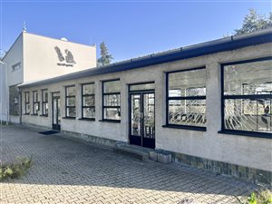 Exteriér domu smútku