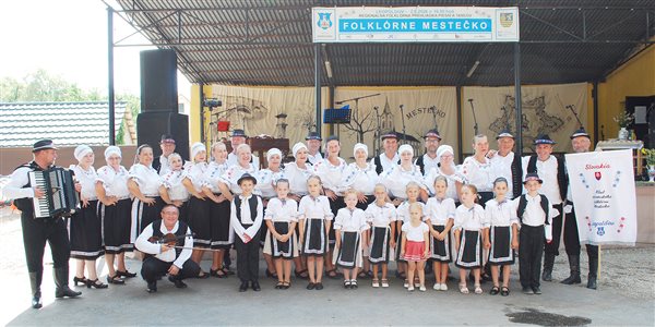 Folklórne Mestečko vystúpenie