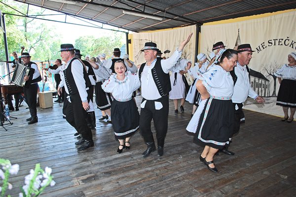 Folklórne Mestečko vystúpenie