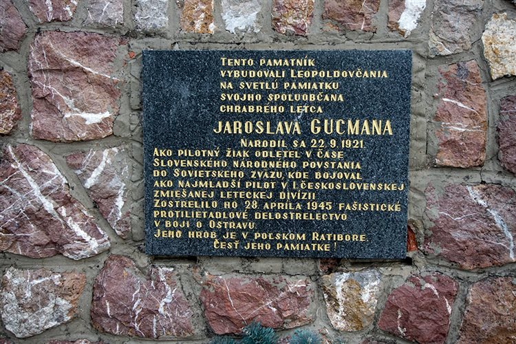Pomník Jarolíma Gucmana