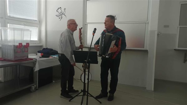 Stretnutie - mesiac úcty k starším